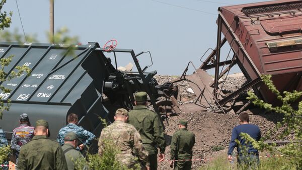 descarrilamiento de un tren de mercancías en Crimea - Sputnik Mundo