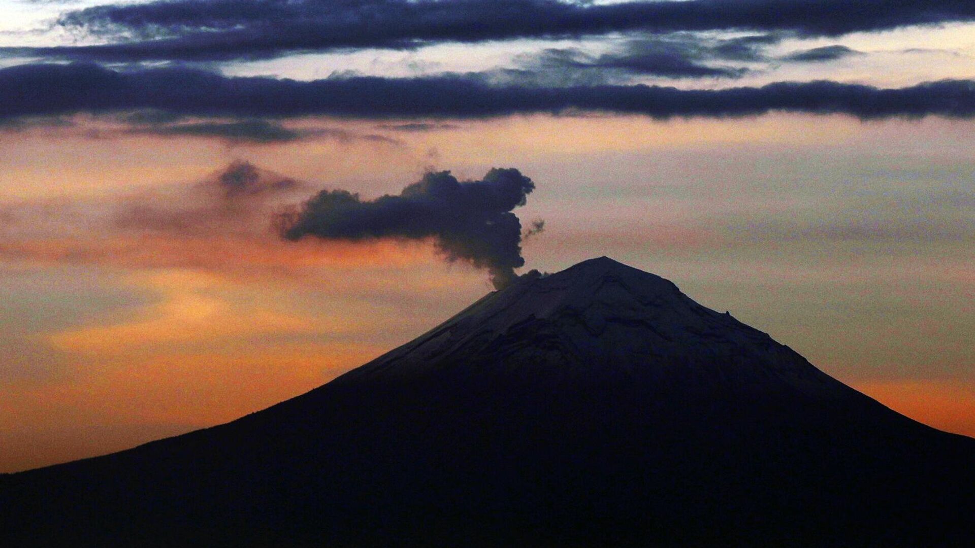 Volcán Popocatépetl - Sputnik Mundo, 1920, 20.05.2023