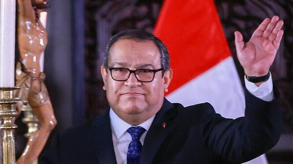 El primer ministro de Perú, Alberto Otárola  - Sputnik Mundo