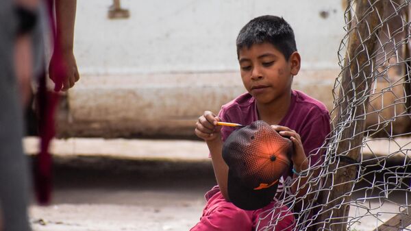 Un niño de Sonora, México - Sputnik Mundo
