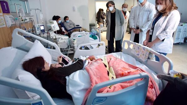 Ministra de Salud de Chile, Ximena Aguilera, visita un hospital - Sputnik Mundo