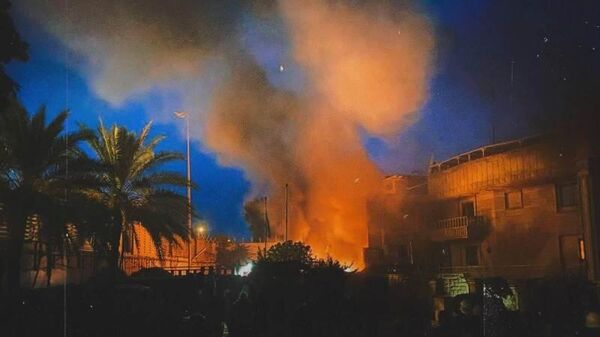 Incendio de embajada sueca en Bagdad - Sputnik Mundo