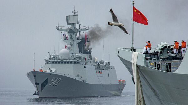 Los buques de la Armada china llegan a Vladivostok tras las maniobras conjuntas ruso-chinas - Sputnik Mundo