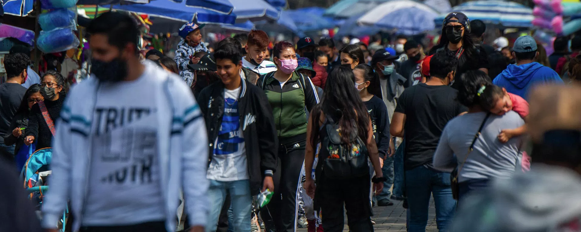El promedio del ingreso corriente trimestral por hogar en México fue de 63.695 pesos. El promedio del ingreso corriente trimestral por hogar en México fue de 63.695 pesos. - Sputnik Mundo, 1920, 11.08.2023