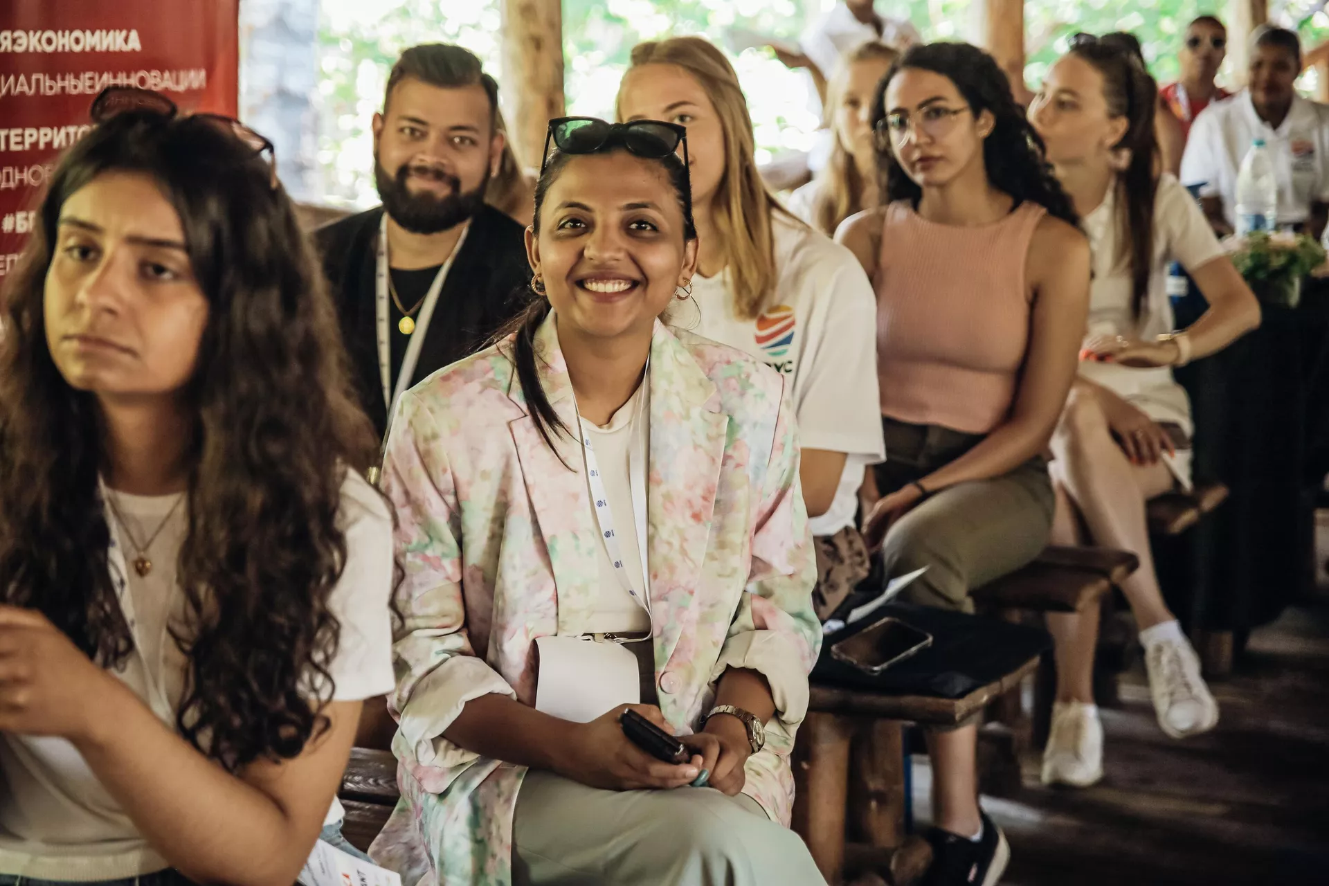 La joven india Harshita Sharma durante una charla sobre periodismo y medios de comunicación, en el marco del 3ё Campamento Juvenil BRICS, en Ulianovsk, Rusia, 3 de agosto de 2023 - Sputnik Mundo, 1920, 05.08.2023