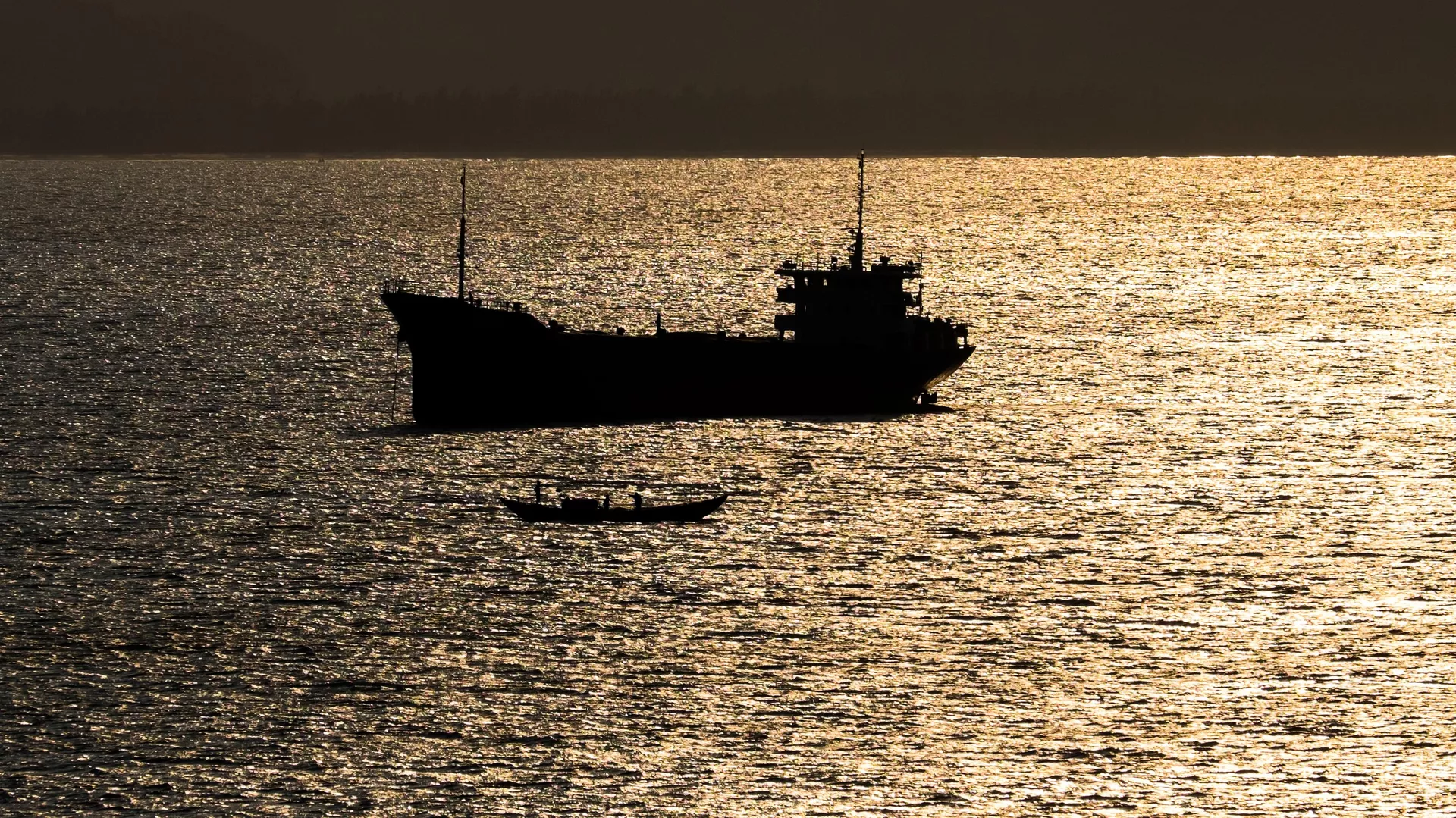 Un barco en el Mar de China Meridional. - Sputnik Mundo, 1920, 29.12.2023