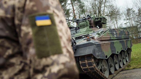 Un tanque del Ejército ucraniano (imagen referencial) - Sputnik Mundo