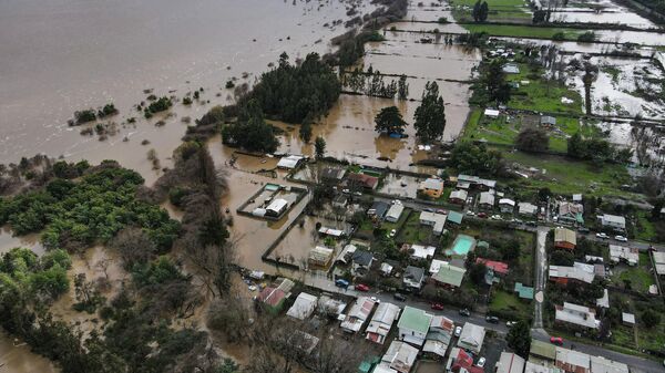 Estado de catástrofe en Chile por lluvias y crecidas de ríos - Sputnik Mundo