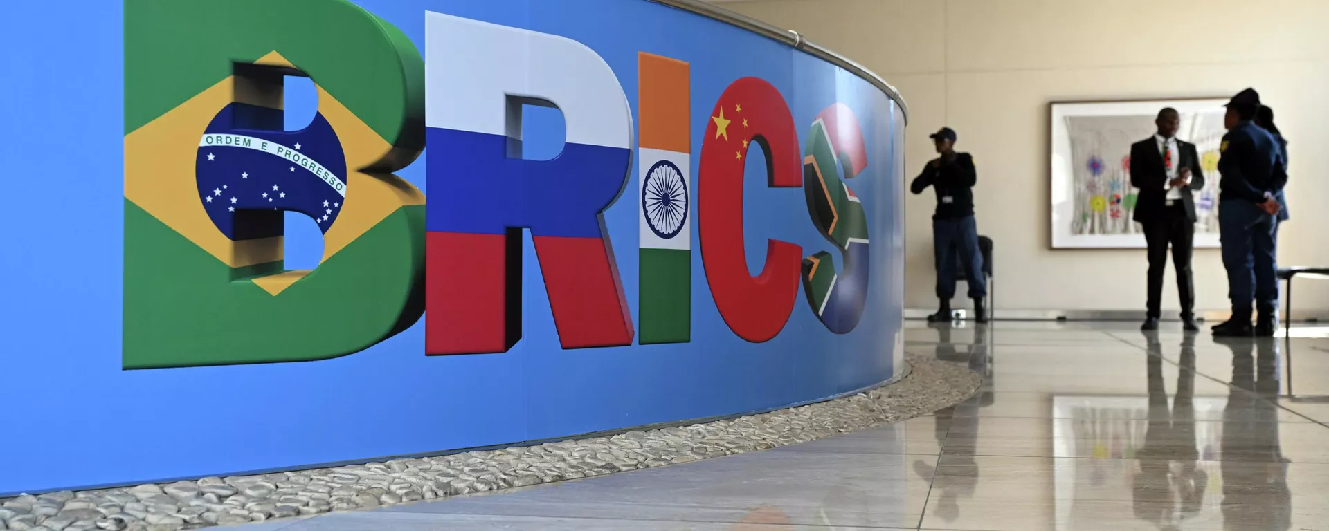 Logotipo del BRICS en Johannesburgo  - Sputnik Mundo, 1920, 27.09.2023