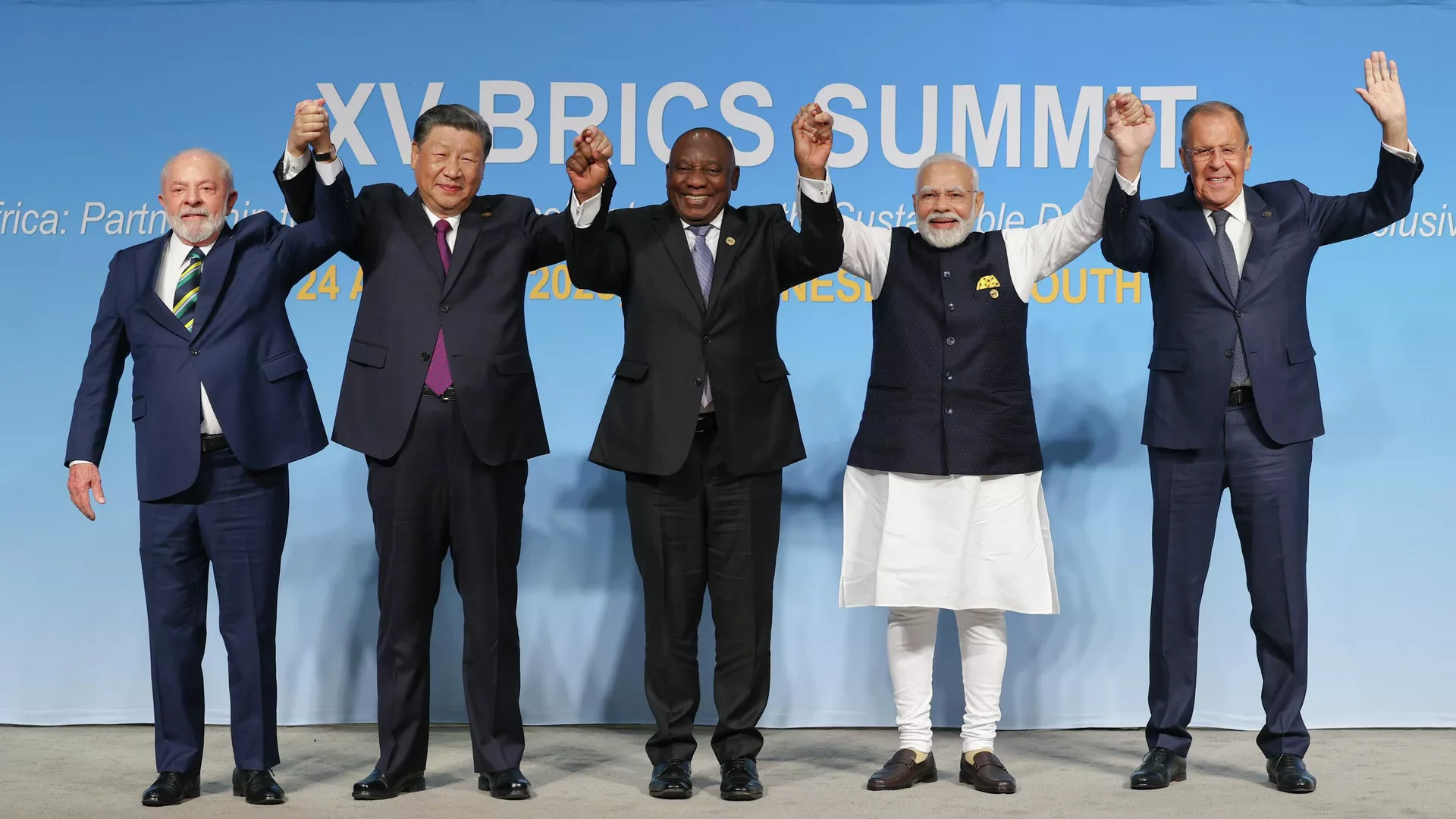 Ceremonia de fotografía de los jefes de delegaciones de los países miembros del bloque BRICS en Johannesburgo - Sputnik Mundo, 1920, 26.12.2023