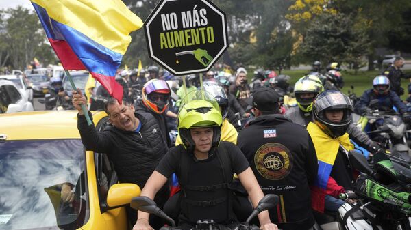 Marcha de transportistas y motociclistas en Colombia  - Sputnik Mundo
