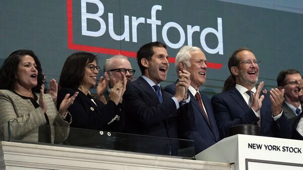 La directiva de Burford Capital, el denominado fondo buitre por Argentina, en la Bolsa de Valores de Nueva York - Sputnik Mundo