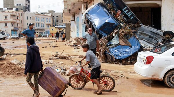 Consecuencias de la inundación en Derna, Libia - Sputnik Mundo