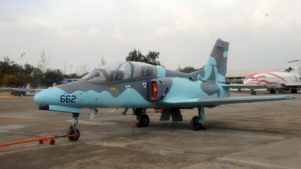 Avión de ataque ligero K-8 Karakorum de la Fuerza Aérea de Bolivia - Sputnik Mundo