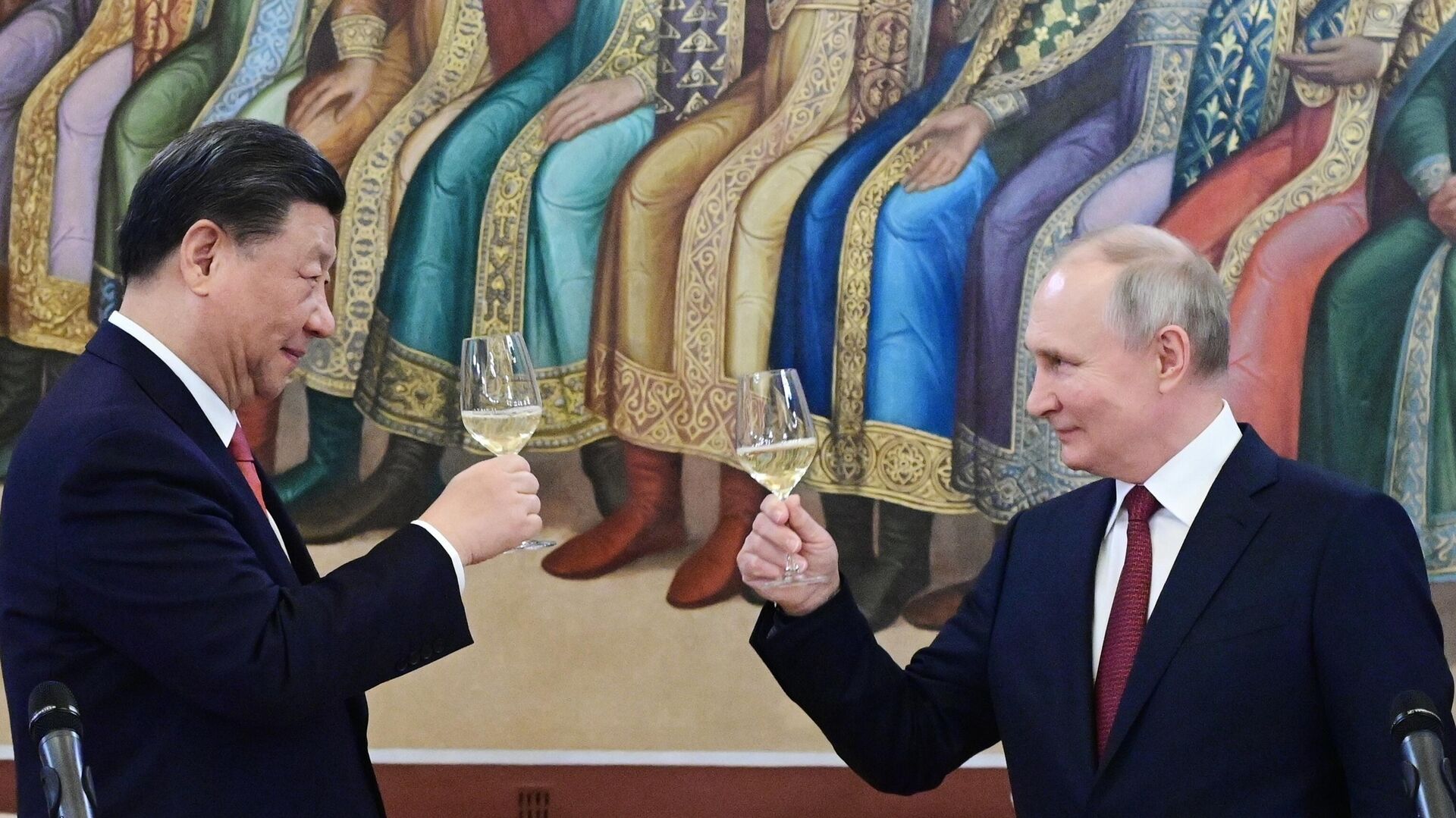 El presidente de CHina, Xi Jinping, y el presidente de Rusia, Vladímir Putin, el 21 de marzo, 2023 - Sputnik Mundo, 1920, 17.09.2023
