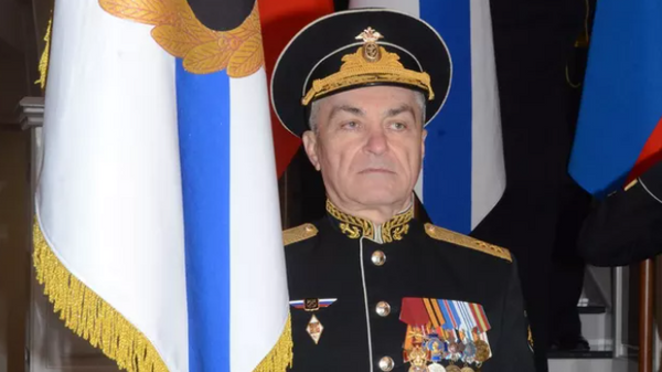 El almirante Víctor Sokolov, comandante de la Flota rusa del mar Negro - Sputnik Mundo