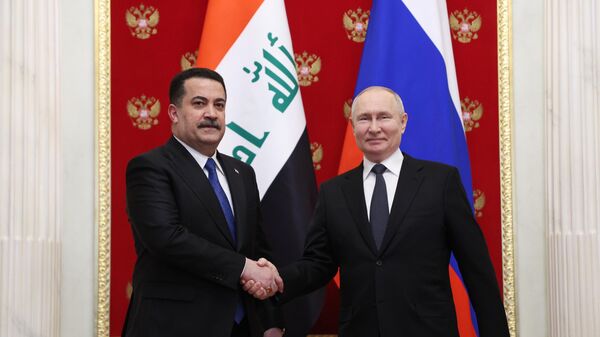 El primer ministro iraquí, Mohammed Sudani, y el presidente ruso, Vladímir Putin, el 10 de octubre, 2023 - Sputnik Mundo