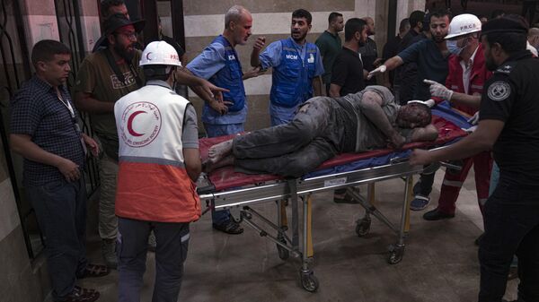 Ataque contra el hospital en la Franja de Gaza - Sputnik Mundo