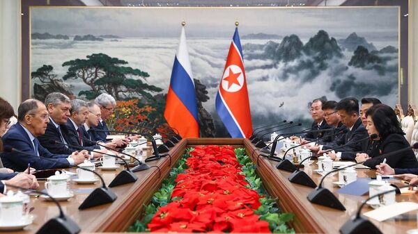 Visita del canciller ruso, Serguéi Lavrov, a Corea del Norte - Sputnik Mundo