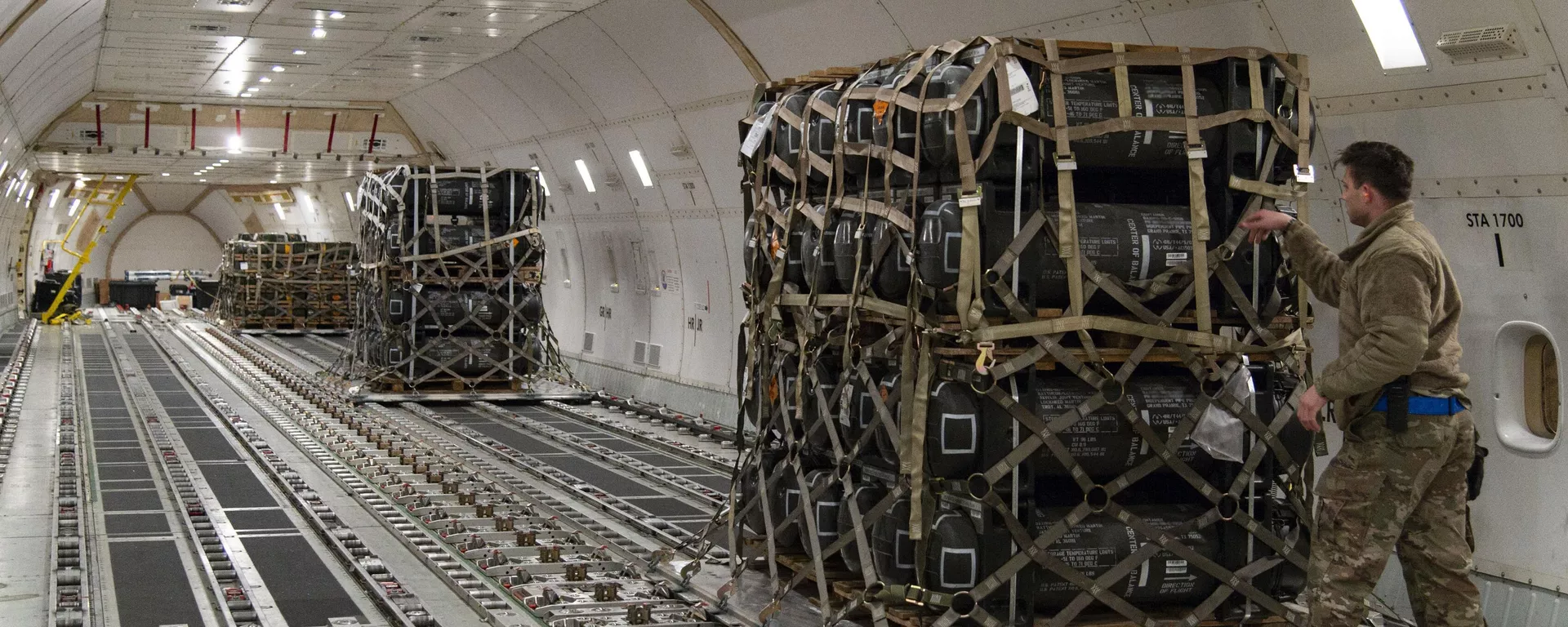 Armas y otros equipos destinados a Ucrania - Sputnik Mundo, 1920, 11.01.2024