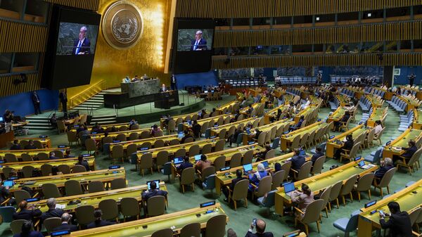 Benjamín Netanyahu, el primer ministro israelí, se dirige a la 78ª sesión de la Asamblea General de las Naciones Unidas, el 22 de septiembre de 2023 en la sede de las Naciones Unidas - Sputnik Mundo