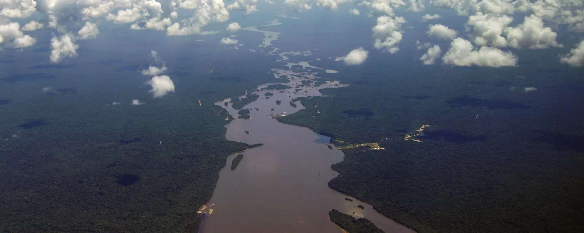 Vista aérea del río Esequibo - Sputnik Mundo, 1920, 04.11.2023