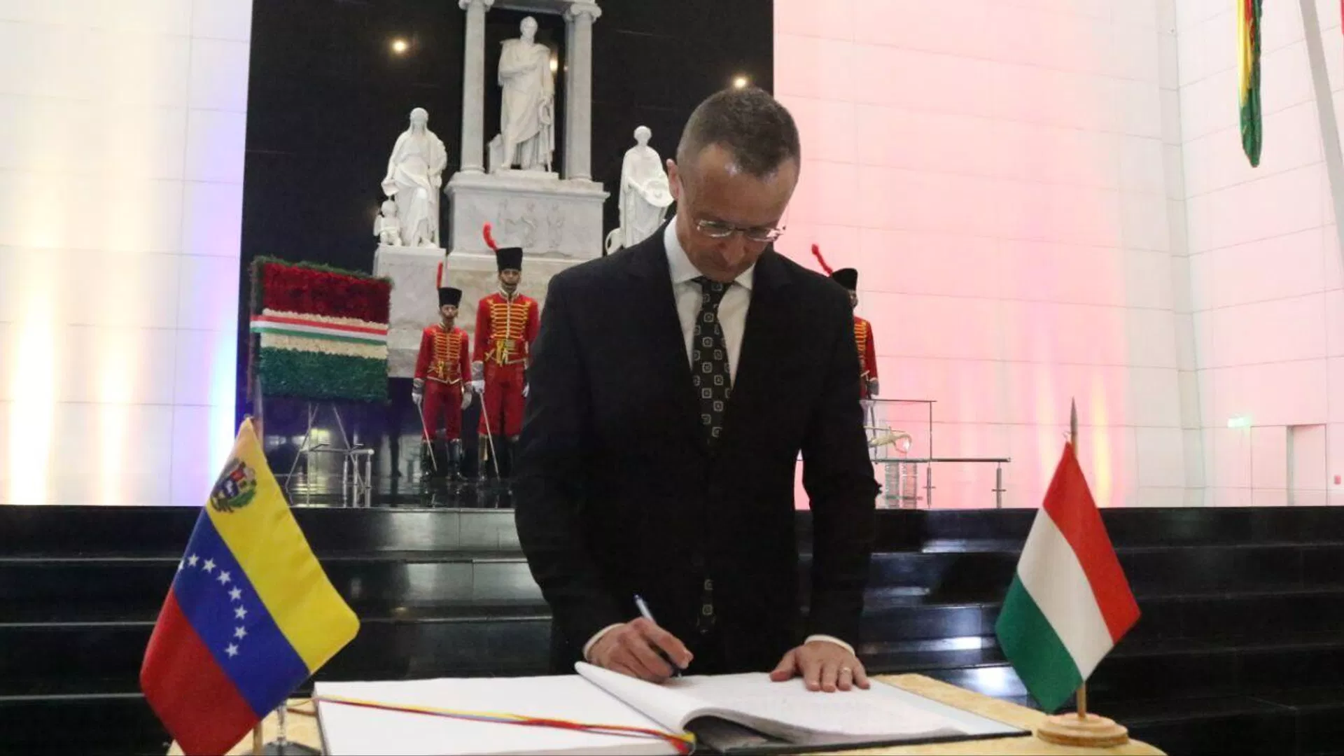 El canciller húngaro, Peter Szijjarto, de visita en Caracas El canciller húngaro, Peter Szijjarto, de visita en Caracas - Sputnik Mundo, 1920, 10.11.2023