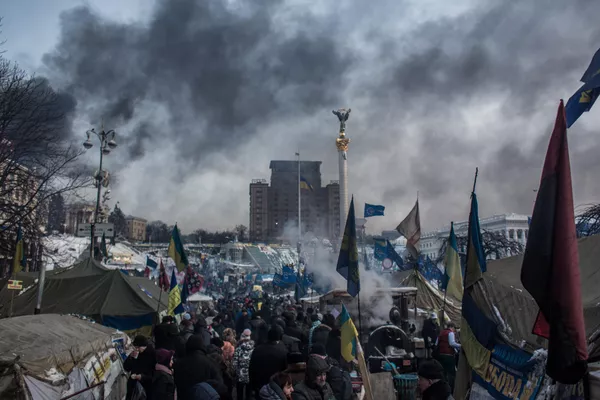 Un accampamento di manifestanti in Piazza Indipendenza a Kiev.  - Mondo Sputnik