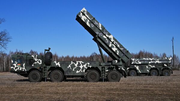 El sistema de artillería de Bielorrusia Polonez - Sputnik Mundo