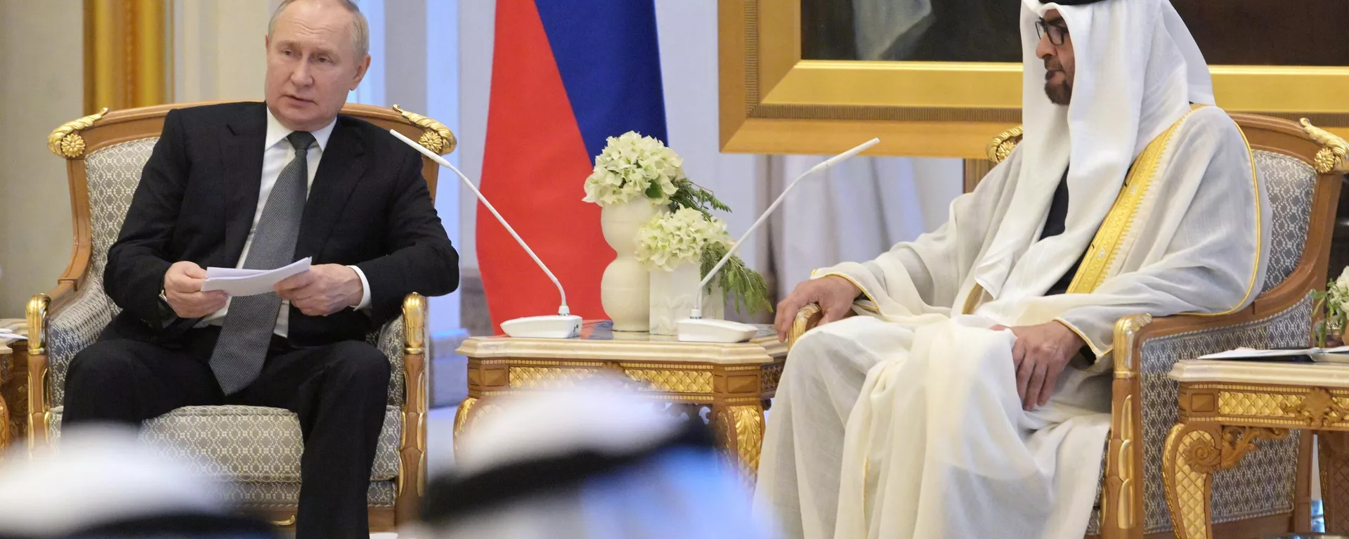 El presidente ruso, Vladímir Putin, у el presidente de Emiratos Árabes Unidos (EAU), jeque Mohamed bin Zayed al Nahayan - Sputnik Mundo, 1920, 06.12.2023