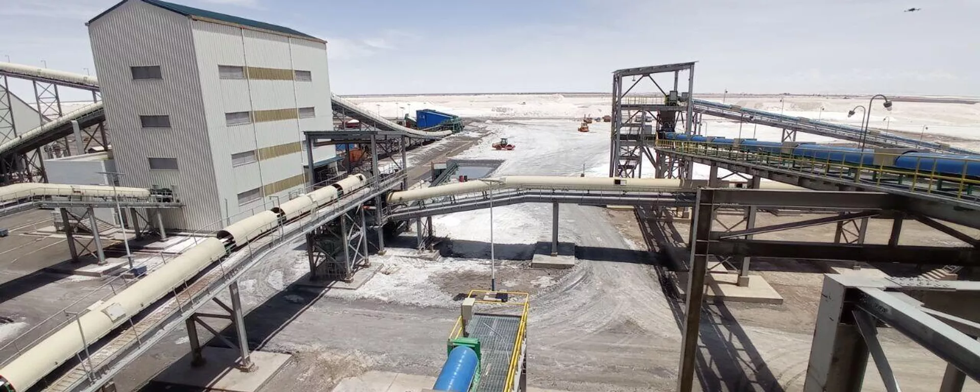 Inauguración de la planta industrial de carbonato de litio en el salar de Uyuni - Sputnik Mundo, 1920, 15.12.2023