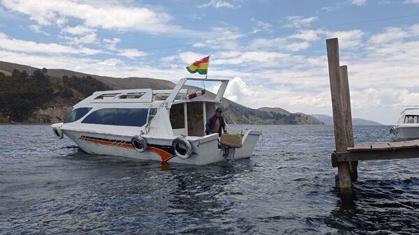 El lago Titicaca revive con la caída de lluvias y sube su nivel de agua - Sputnik Mundo