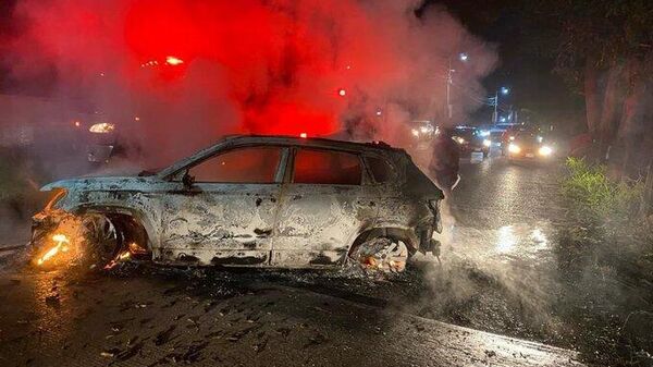 Decenas de vehículos fueron incendiados la noche del viernes en Tabasco. - Sputnik Mundo