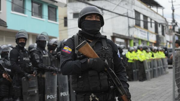 Un policía de Ecuador - Sputnik Mundo