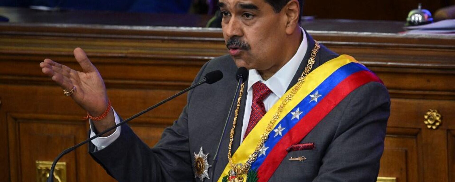 El presidente venezolano, Nicolás Maduro, pronuncia su discurso anual ante el Parlamento, en Caracas, el 15 de enero de 2024. - Sputnik Mundo, 1920, 18.01.2024