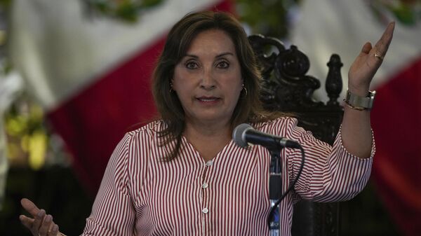 Dina Boluarte, presidenta de Perú - Sputnik Mundo