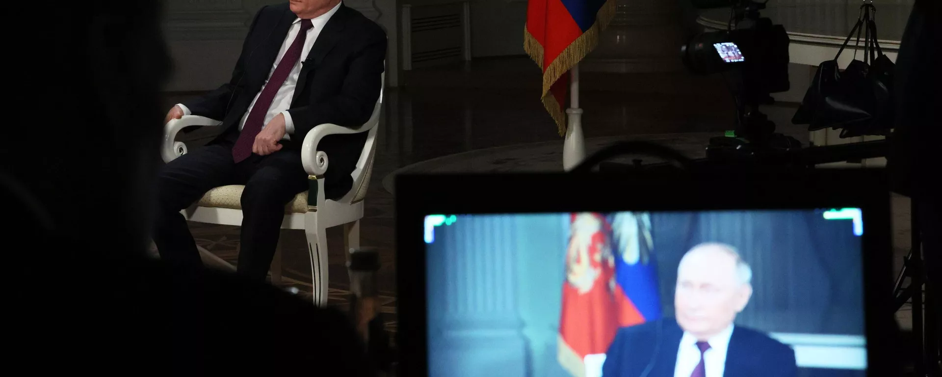 La entrevista del periodista Tucker Carlson al presidente ruso Vladímir Putin en el Kremlin - Sputnik Mundo, 1920, 09.02.2024