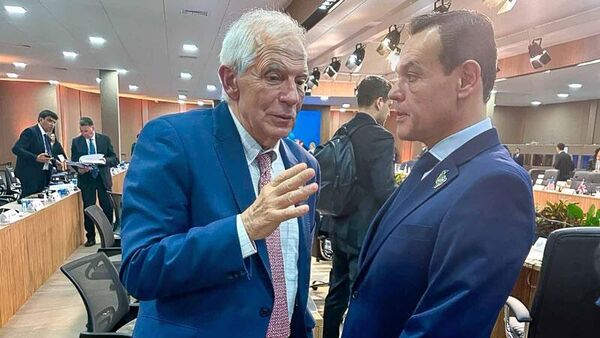 El Alto Representante de la Unión Europea para Asuntos Exteriores y Política de Seguridad, Josep Borrell, y el canciller paraguayo Rubén Ramírez  - Sputnik Mundo