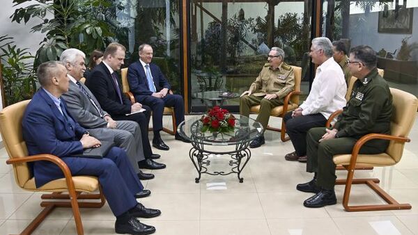Secretario del Consejo de Seguridad de Rusia, Nikolái Pátrushev, se reúne con Raúl Castro en La Habana - Sputnik Mundo