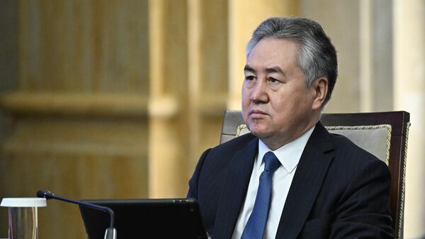 El ministro de Exteriores de Kirguistán, Zheenbek Kulubayev - Sputnik Mundo