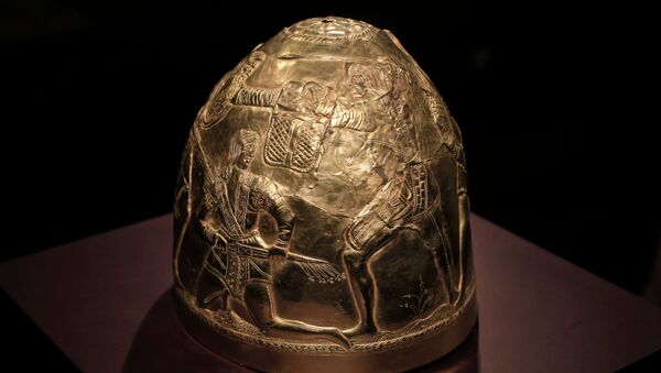 Uno de los objetos de la muestra Crimea: oro y secretos del Mar Negro en la galería Allard Pierson - Sputnik Mundo