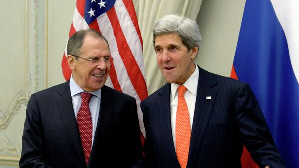 Canciller ruso, Serguéi Lavrov, y secretario de Estado estadounidense, John Kerry - Sputnik Mundo