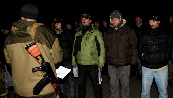 Intercambio de los prisioneros entre ejército Ucrania y las milicias de RPD - Sputnik Mundo