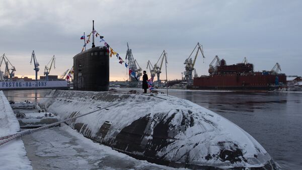 La Armada de Rusia recibe un nuevo submarino diésel-eléctrico - Sputnik Mundo