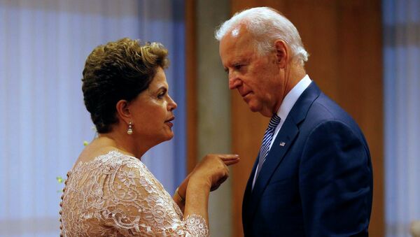 Presidenta de la República de Brasil, Dilma Rousseff y vicepresidente de EEUU, Joe Biden - Sputnik Mundo