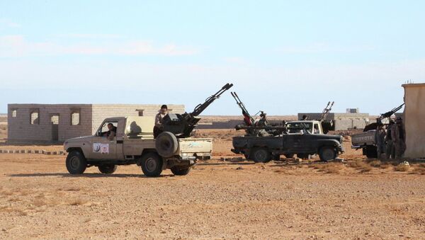 Al menos 17 muertos en un ataque a un puesto de control en Libia - Sputnik Mundo