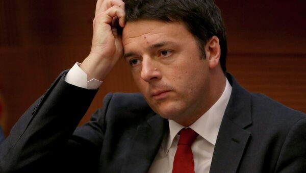 Italy's Prime Minister Matteo Renzi reacts during a year-end media conference in Rome, December 29, 2014. - Sputnik Mundo