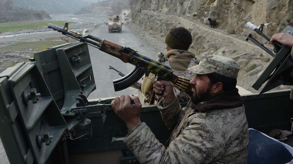 Servicios de seguridad de Afganistán durante una operación especial contra los talibanes (archivo) - Sputnik Mundo