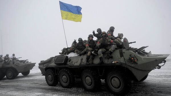 Militares ucranianos en Donbás (archivo) - Sputnik Mundo