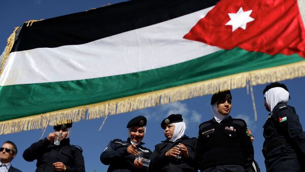 Jordania estudia lanzar una campaña militar terrestre contra el Estado Islámico - Sputnik Mundo
